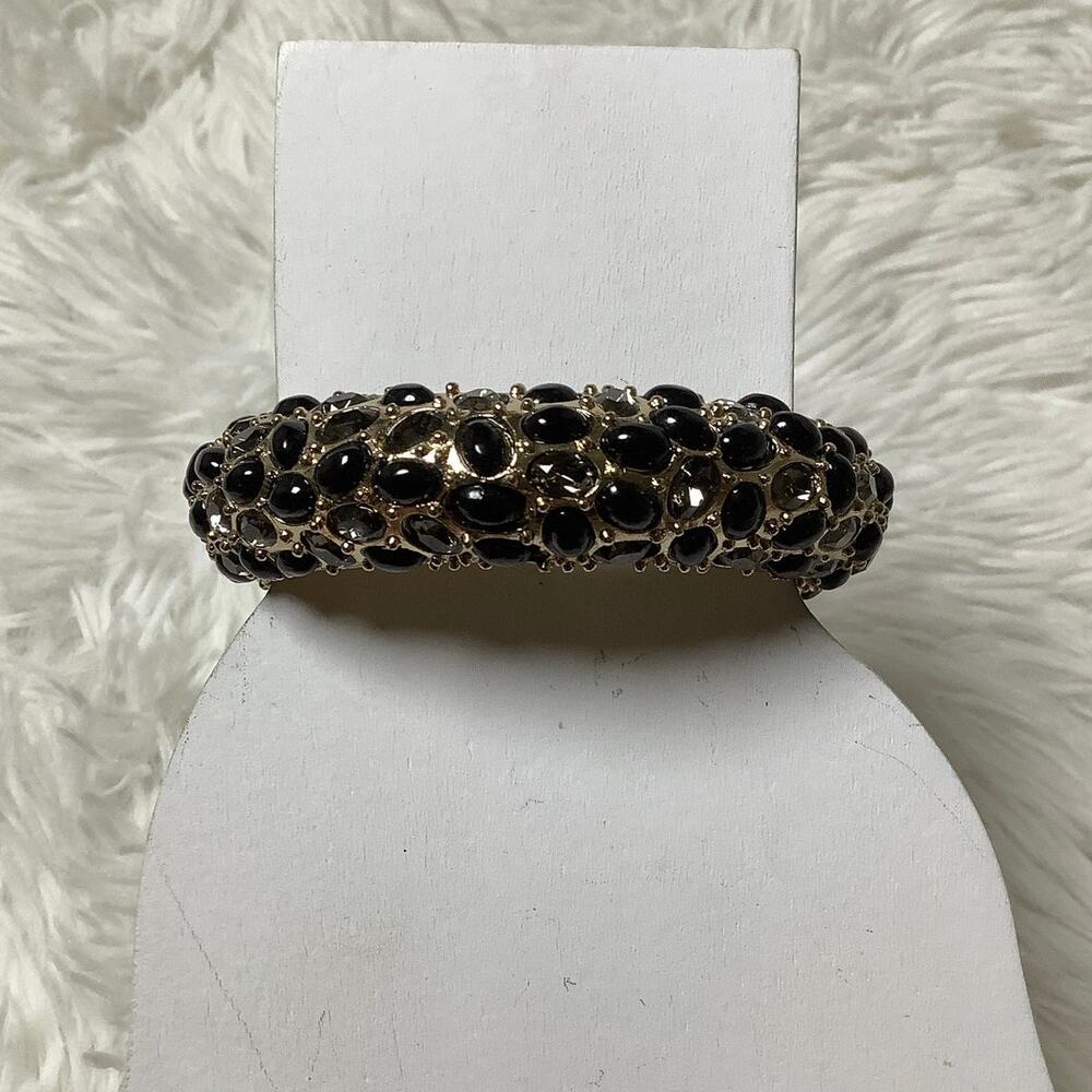 Kenneth Jay Lane Black Onyx Cabochon Gold Hinged Bangle Bracelet Vintage C2-26